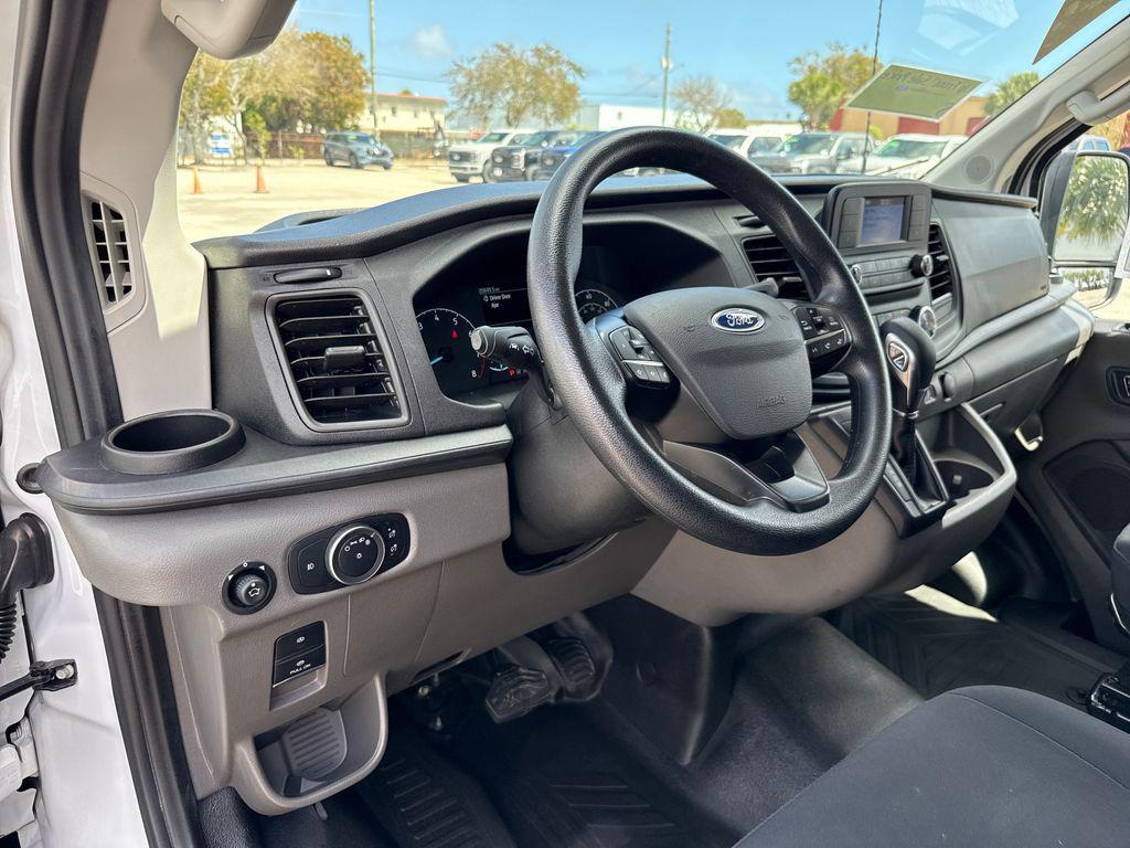 Ford Transit 2024