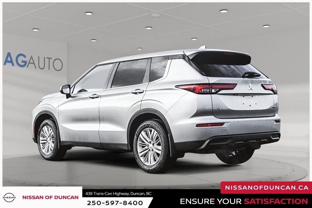 Mitsubishi Outlander 2024
