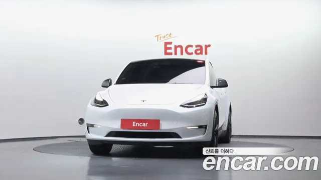 Tesla Model Y 2021