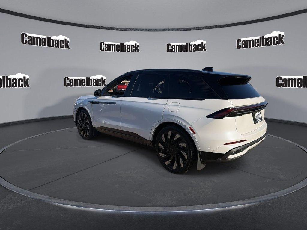 Lincoln Nautilus 2024