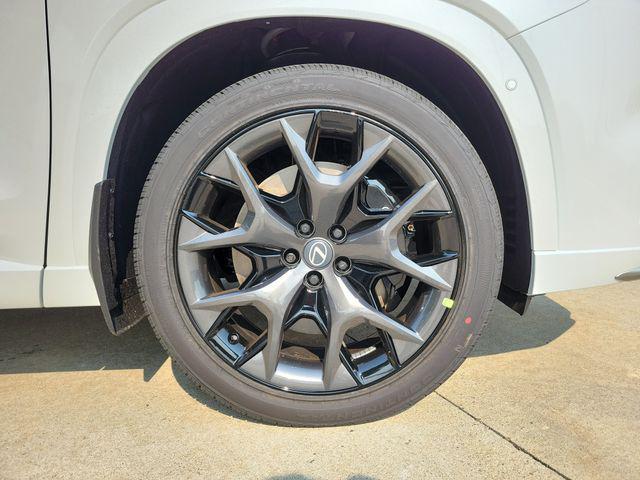 Lexus TX 2026
