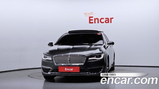 Lincoln MKZ 2020