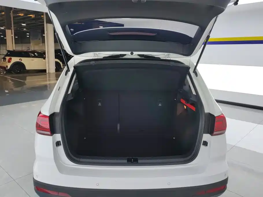 Volkswagen Tharu 2021