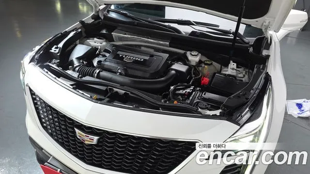 Cadillac XT4 2023