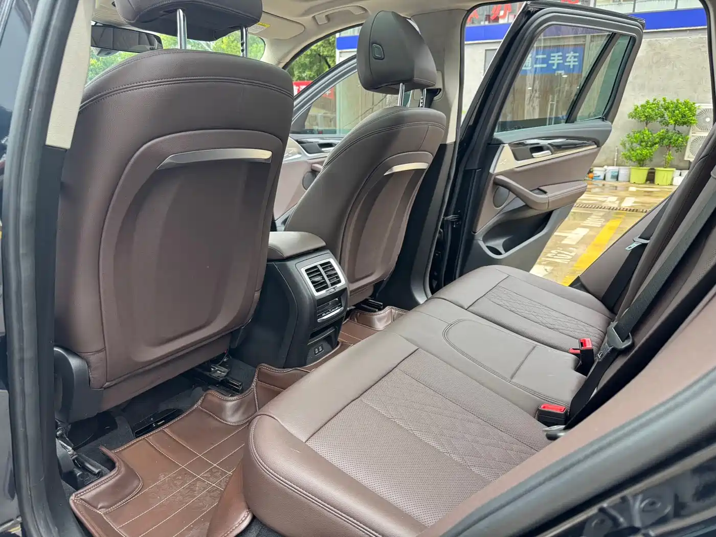 BMW iX3 2023