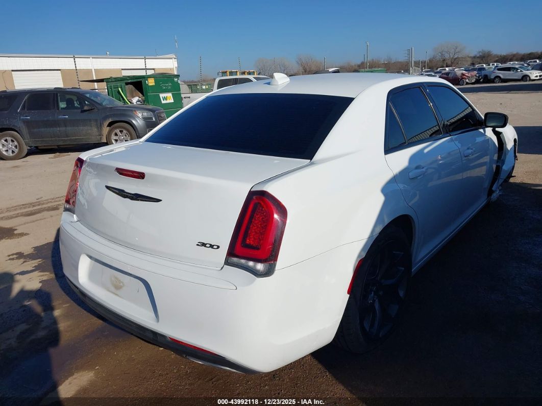 Chrysler 300 2020