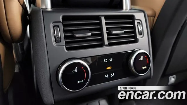 Land Rover Discovery 2024