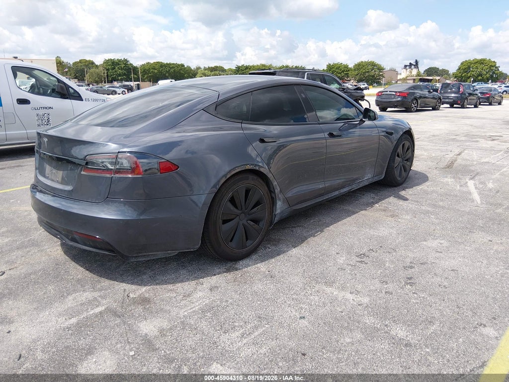 Tesla Model S 2021
