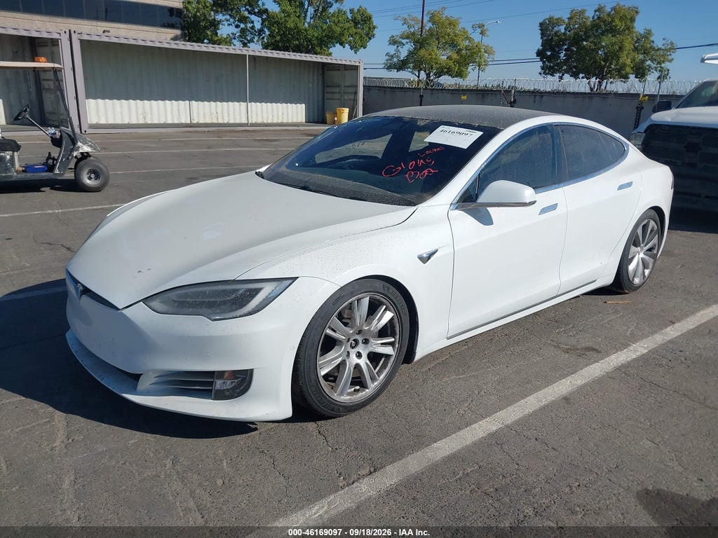 Tesla Model S 2021