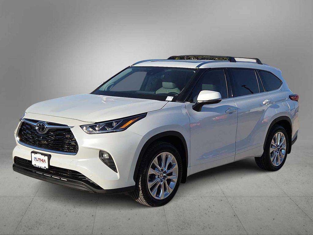 Toyota Highlander 2022