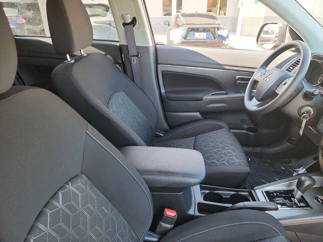 Mitsubishi Outlander Sport 2025