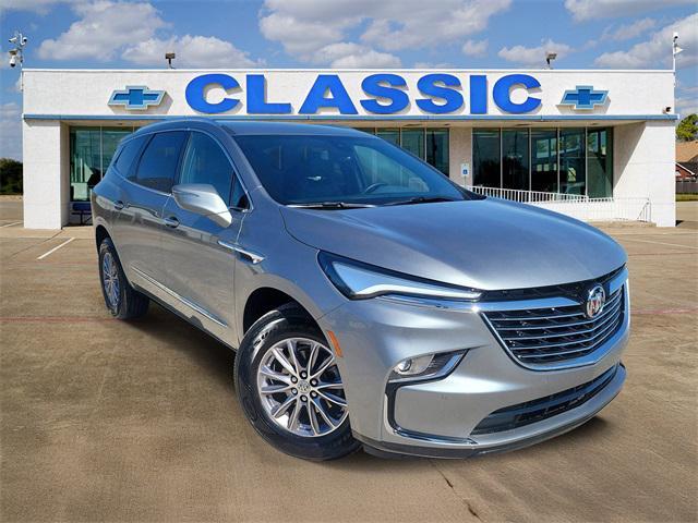 Buick Enclave 2023