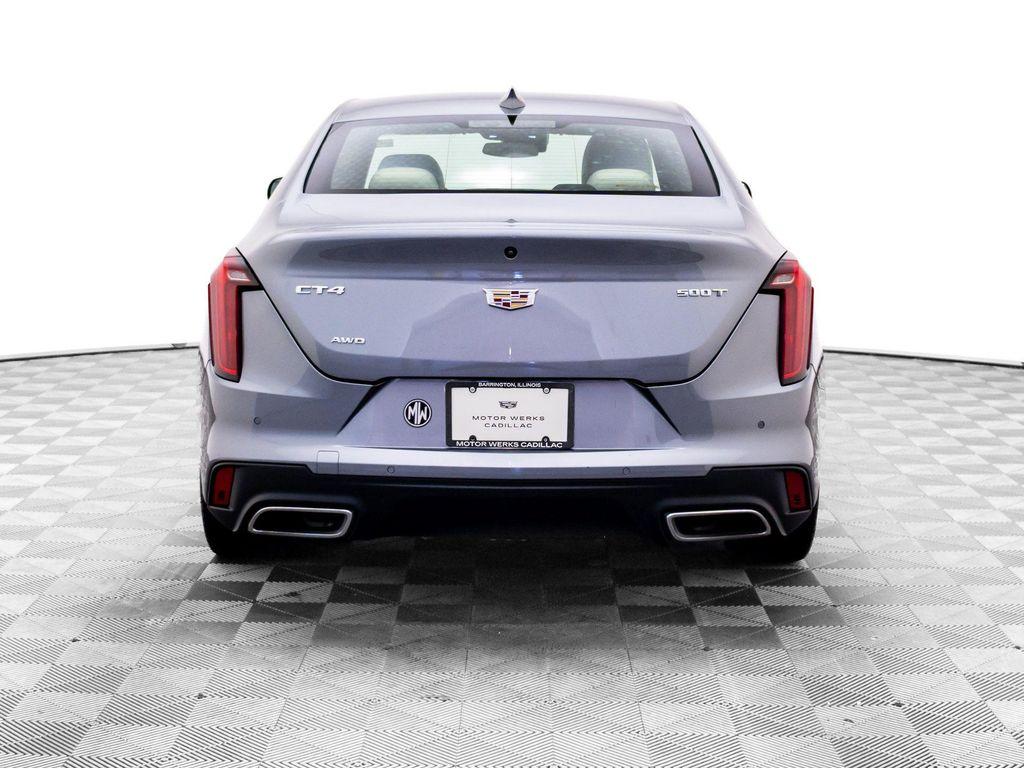 Cadillac CT4 2022