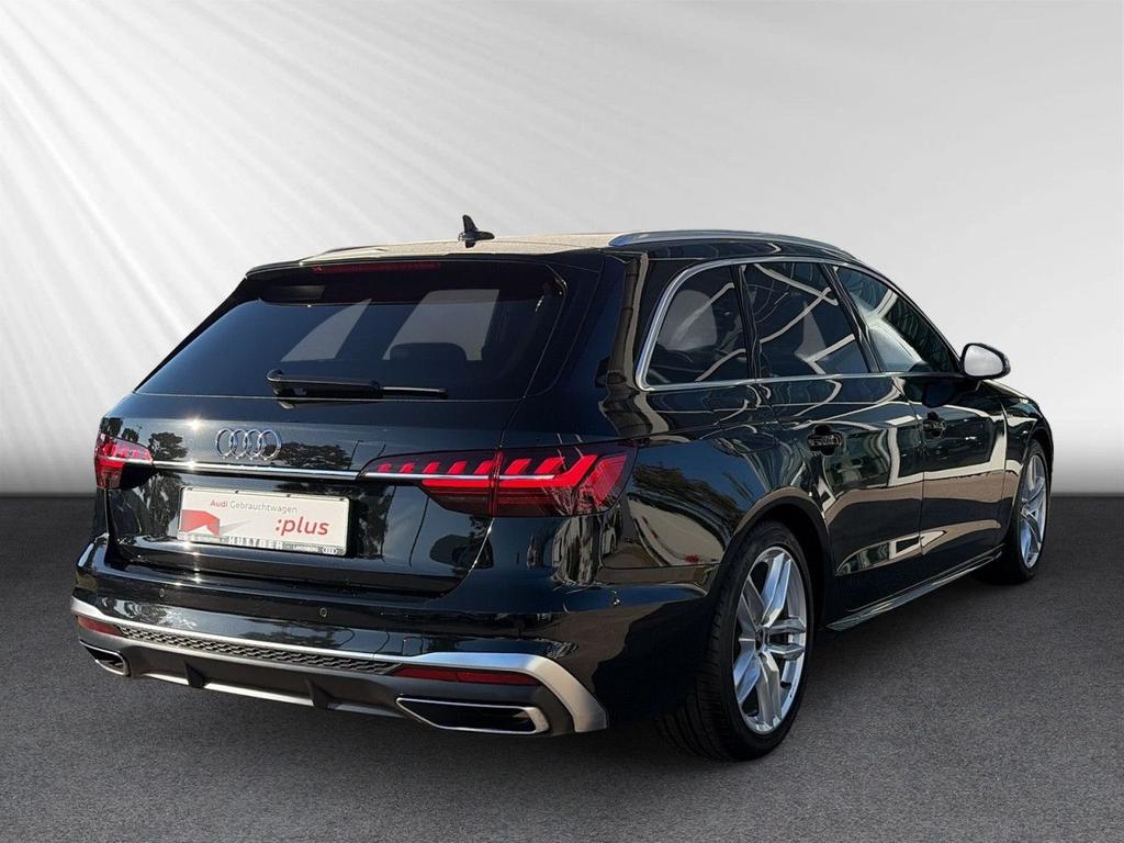 Audi A4 2022