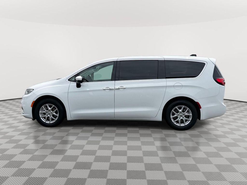 Chrysler Pacifica 2023