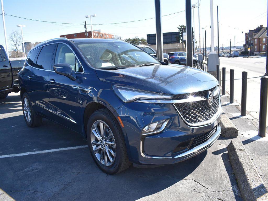 Buick Enclave 2023