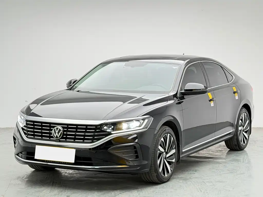 Volkswagen Passat 2024