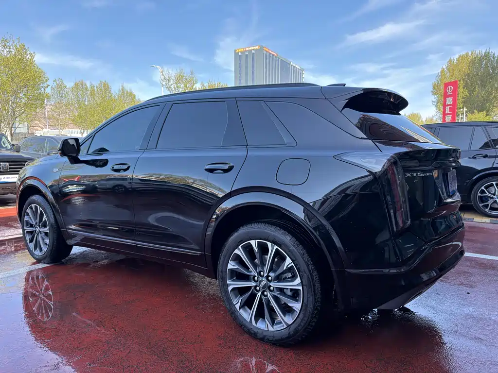 Cadillac XT5 2025