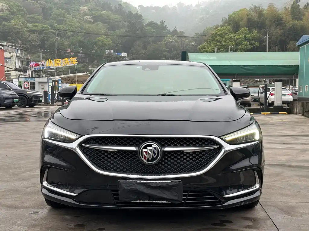 Buick LaCrosse 2022
