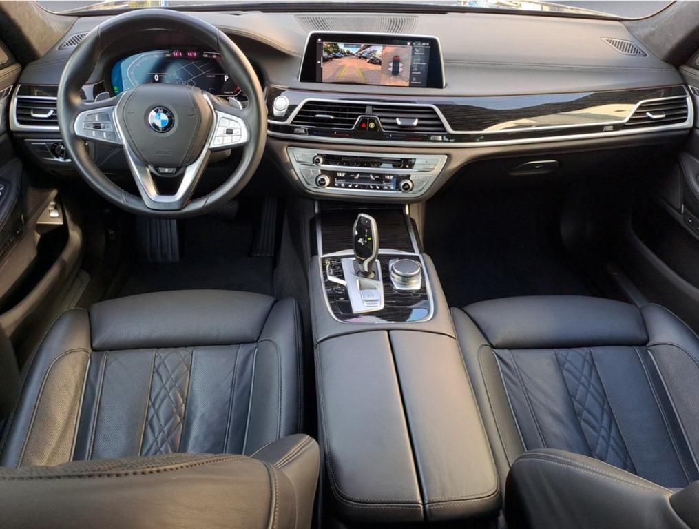 BMW 730 2021