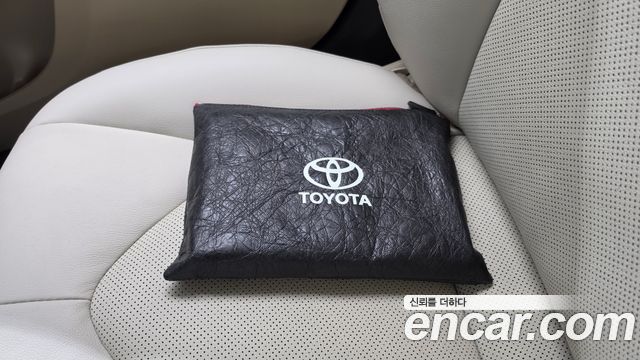 Toyota Camry 2024