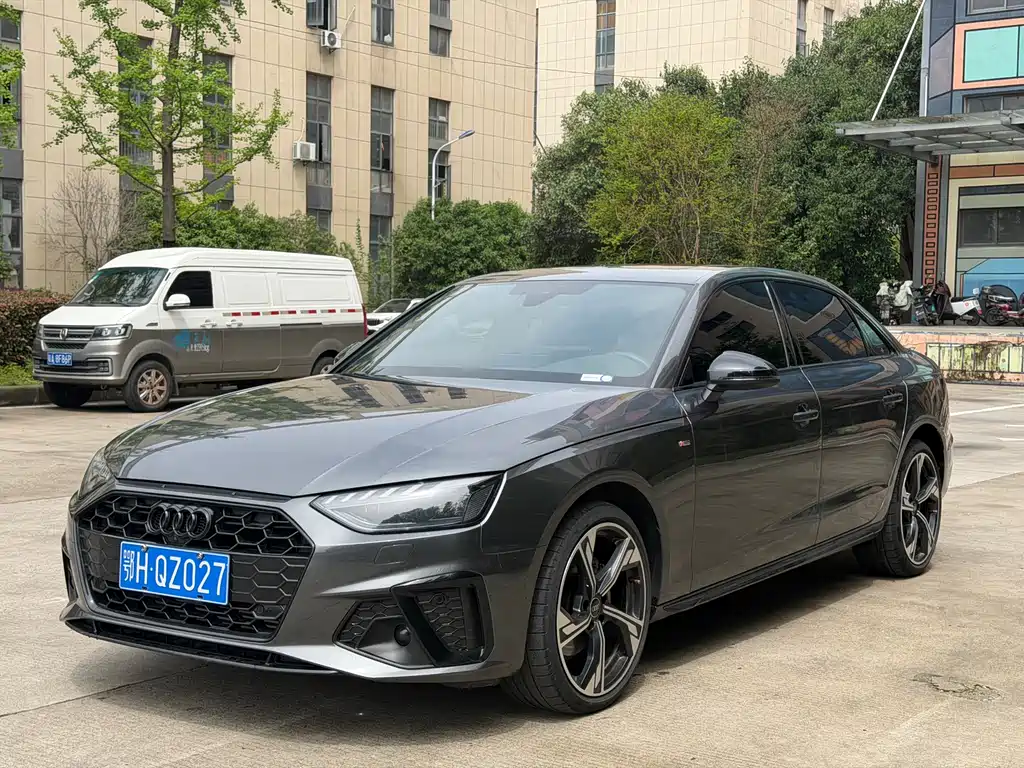 Audi A4 2024