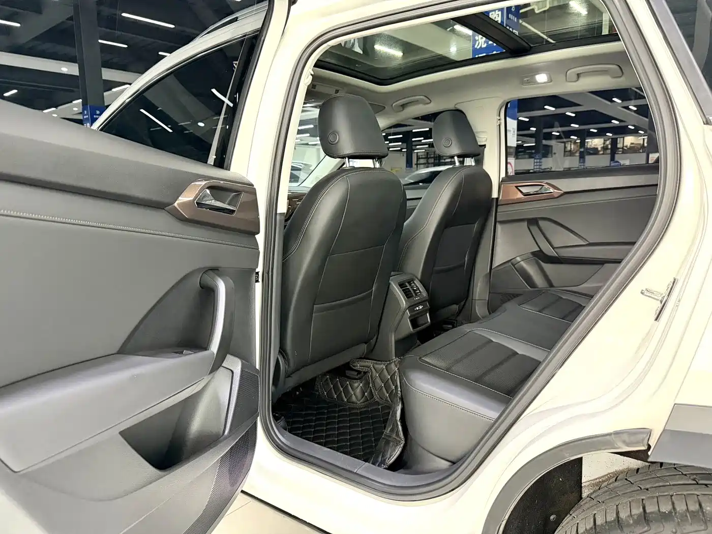 Volkswagen Tharu 2023