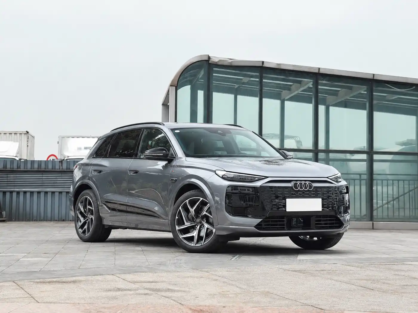 Audi e-tron 2025