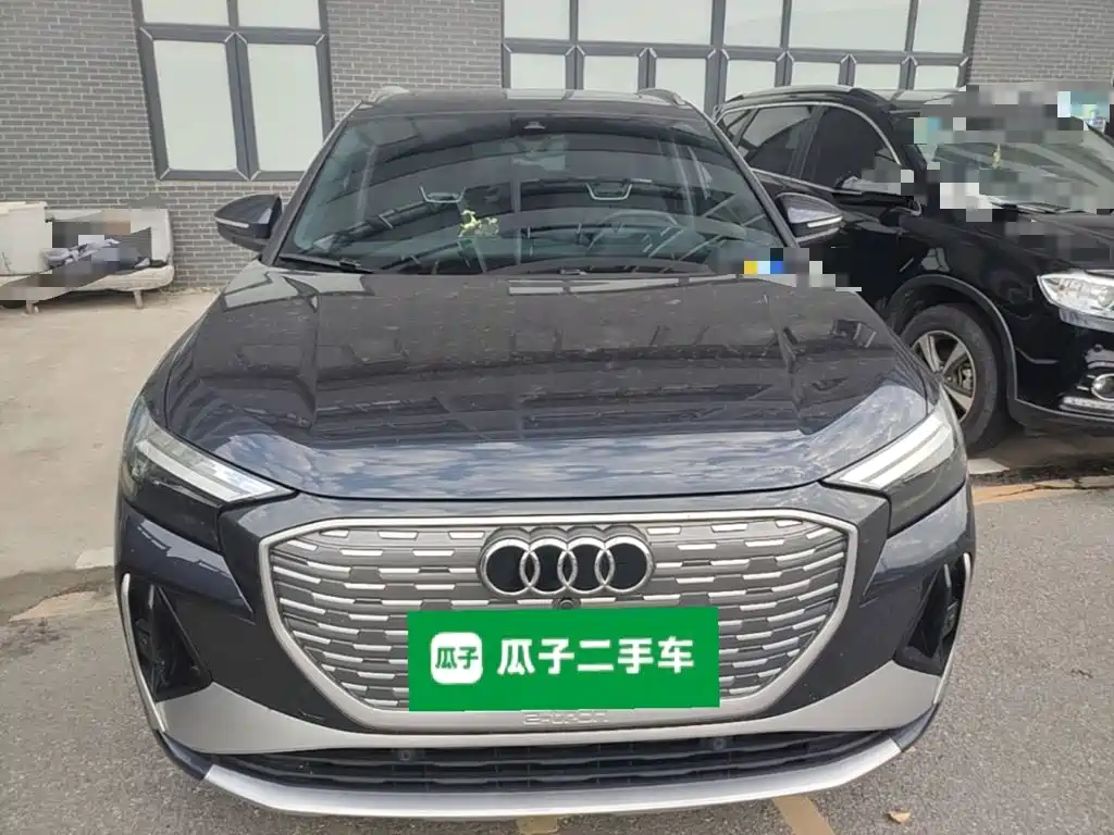 Audi Q4 e-tron 2023