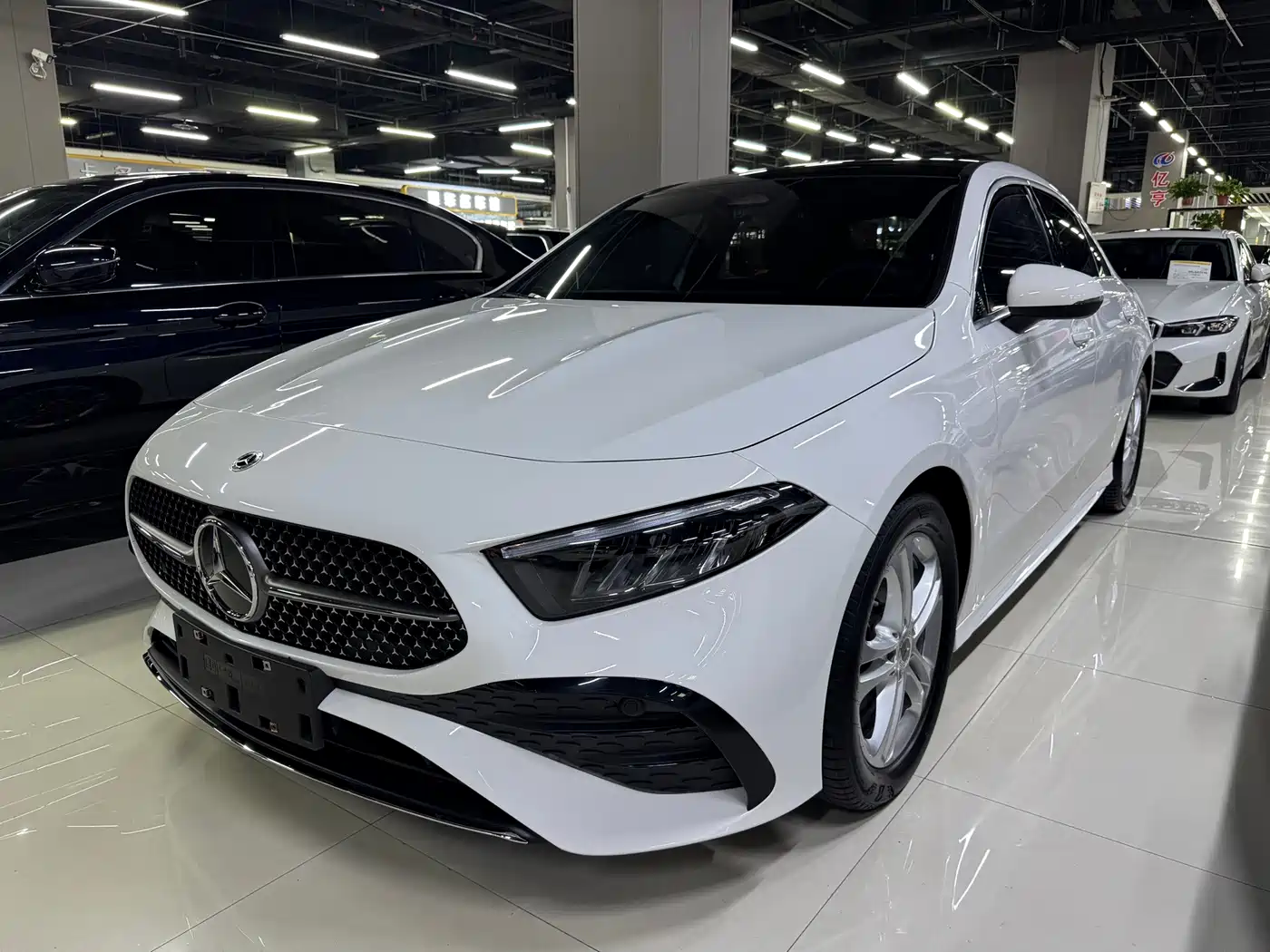 Mercedes-Benz A-Класс 2023
