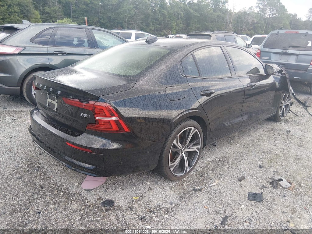 Volvo S60 2025