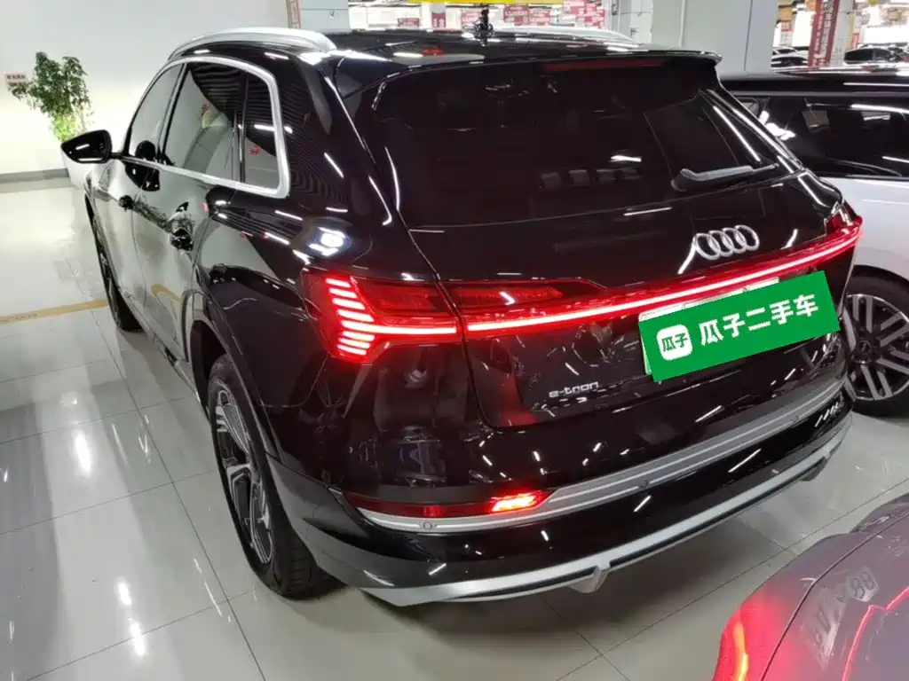 Audi e-tron 2022
