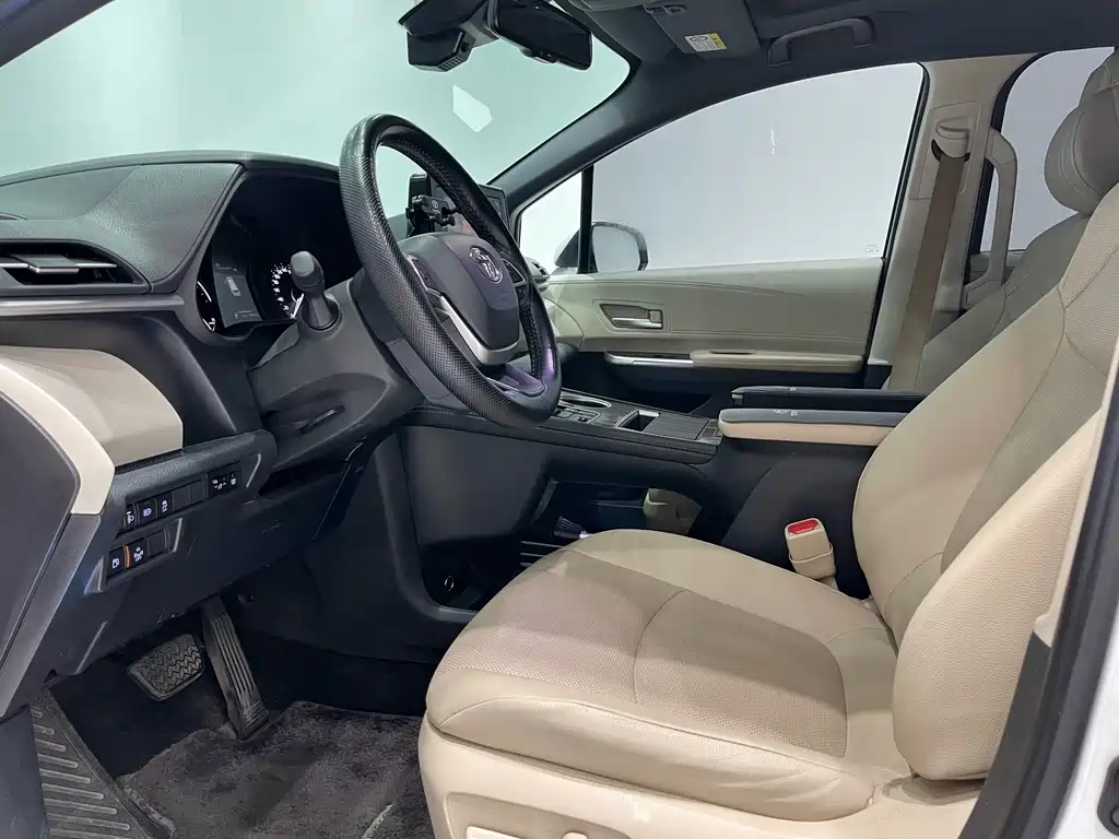 Toyota Sienna 2022