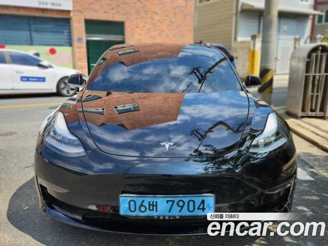 Tesla Model 3 2020