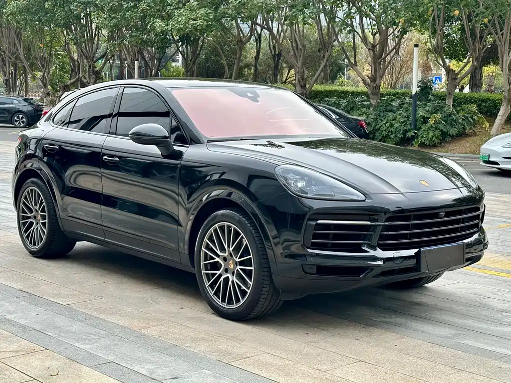 Porsche Cayenne 2023