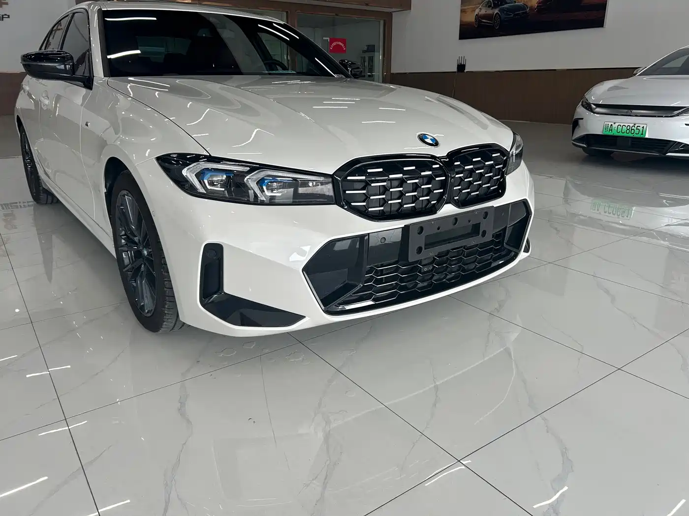 BMW 3 серии 2024