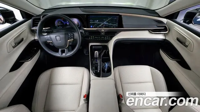 Toyota Crown 2025