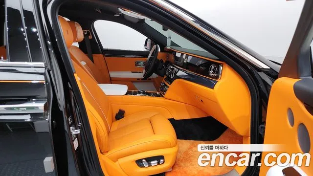 Rolls-Royce Ghost 2024