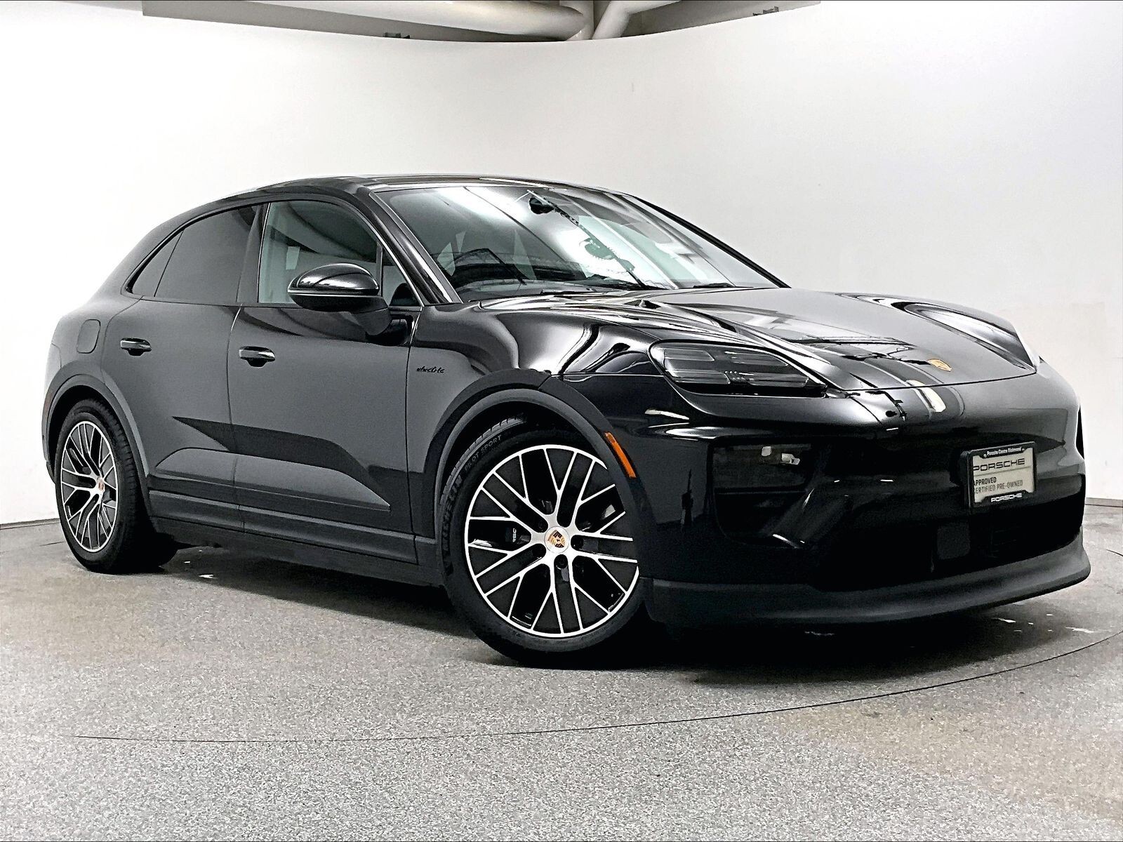 Porsche Macan 2025