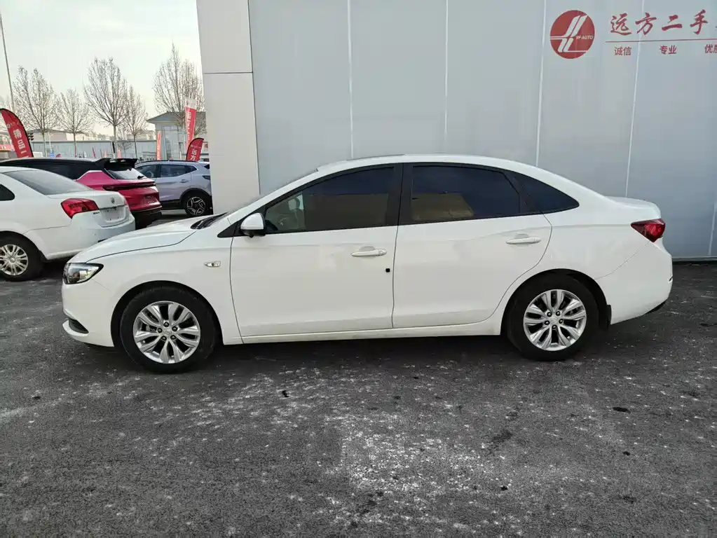 Buick Excelle 2022