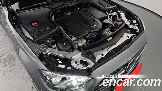 Mercedes-Benz E-Класс 2022
