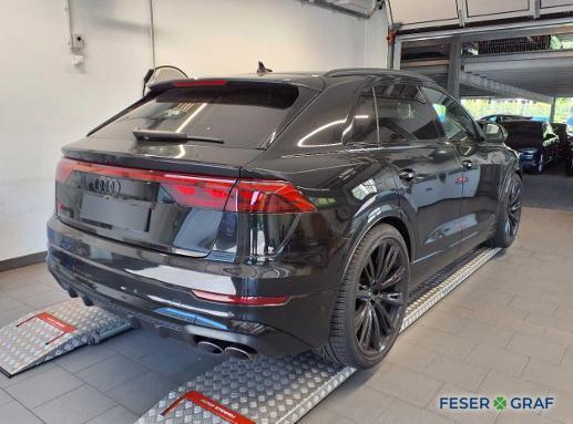 Audi SQ8 2024