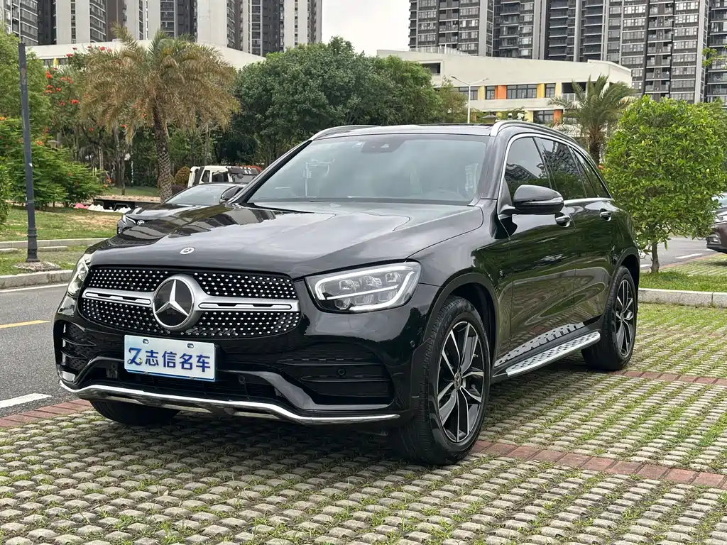 Mercedes-Benz GLC 2021
