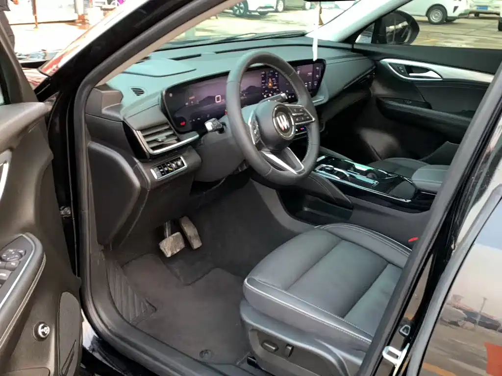 Buick Enclave 2024