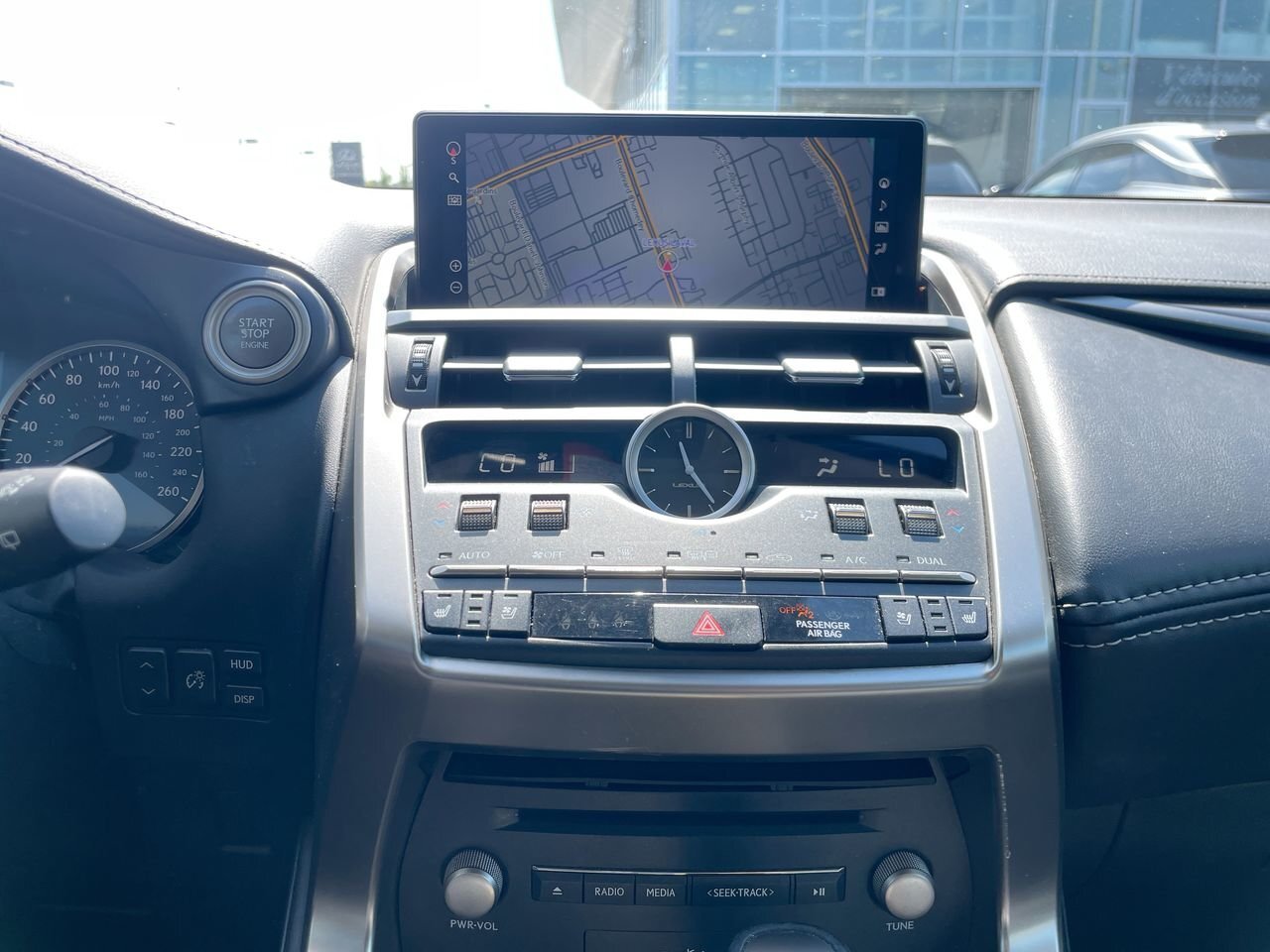 Lexus NX 300 2021