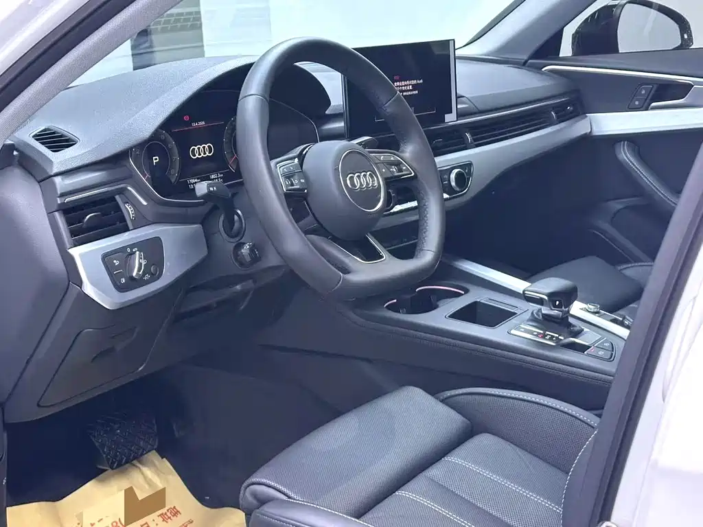 Audi A4 2022