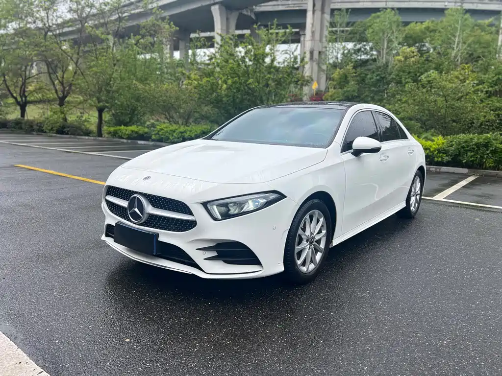 Mercedes-Benz A-Класс 2021
