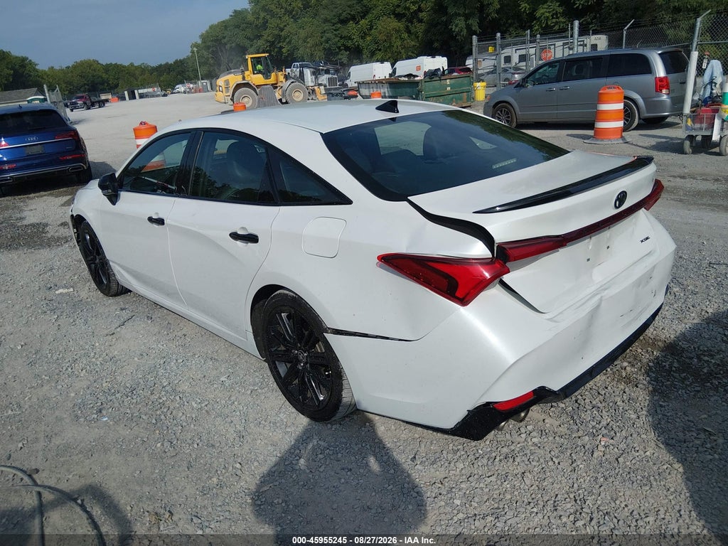 Toyota Avalon 2021