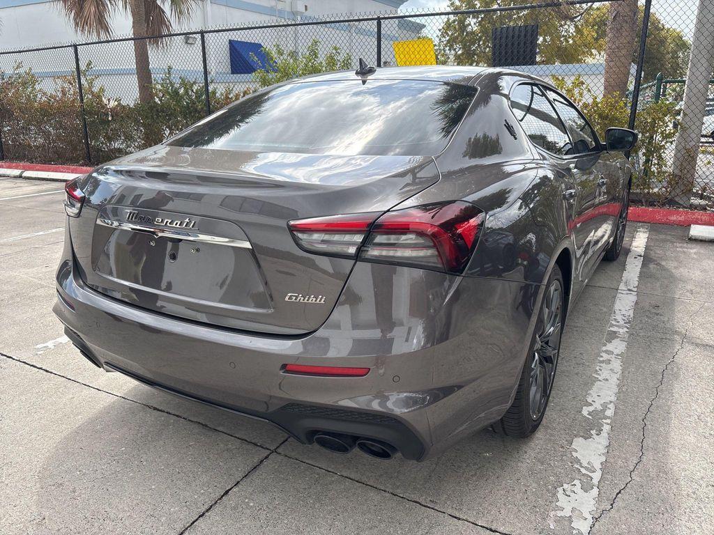 Maserati Ghibli 2022