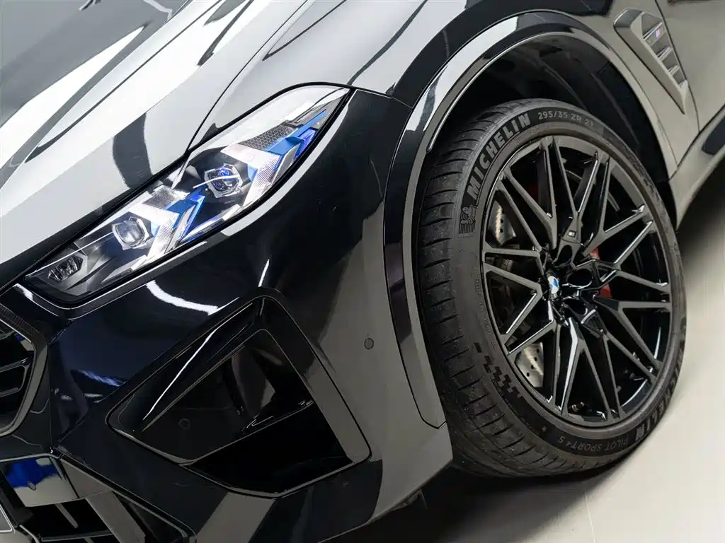BMW X5 M 2024